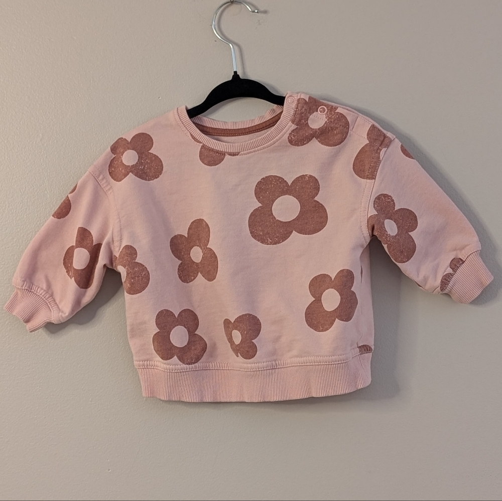 💛 3 for 10 💛 Pink Flower Long-Sleeve Crew Neck Sweater